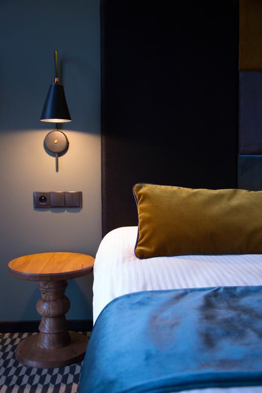 Hotel Remes Opalenica Extérieur photo
